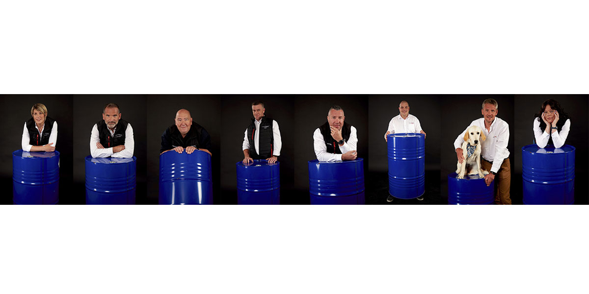 laughiconcept photo portrait corporate studio pix side